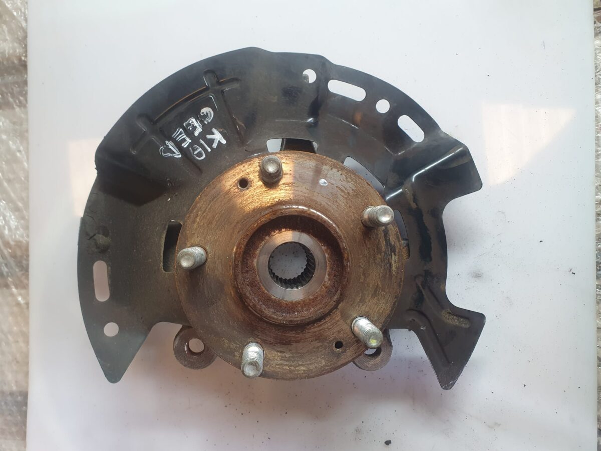 fusello montante per ceed 2018 anteriore sx 388039221240 4 rotated fusello montante per ceed 2018 anteriore sx