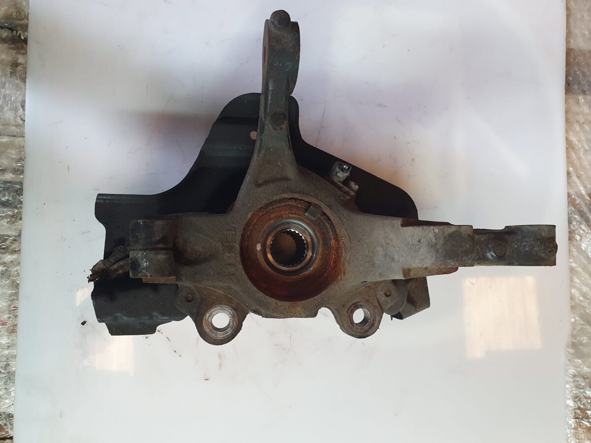 fusello montante per tipo 2019 anteriore sx 388039221260 2 rotated fusello montante per tipo 2019 anteriore sx