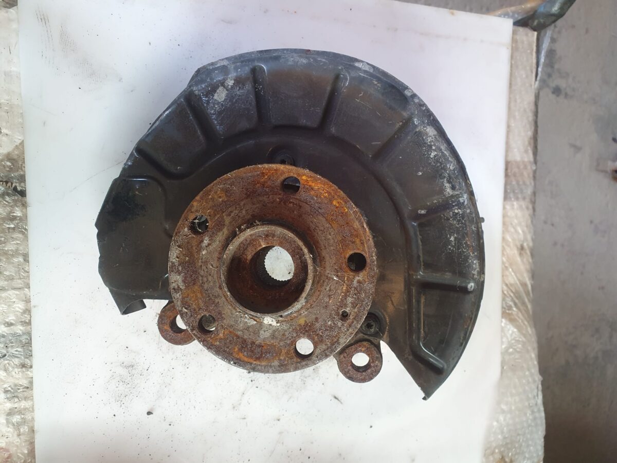 fusello montante per touran anteriore dx 388039221330 2 rotated fusello montante per touran anteriore dx