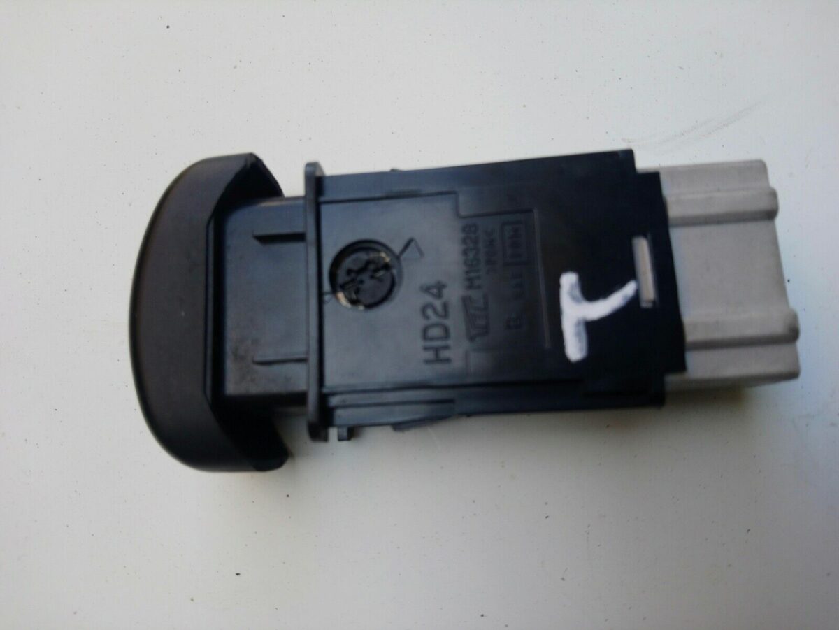 interruttore triangolo per opel frontera b 22 dti fuoristrada 4x4 x22dth 133117069830 2 interruttore triangolo per opel frontera b 2.2 dti fuoristrada 4x4 x22dth