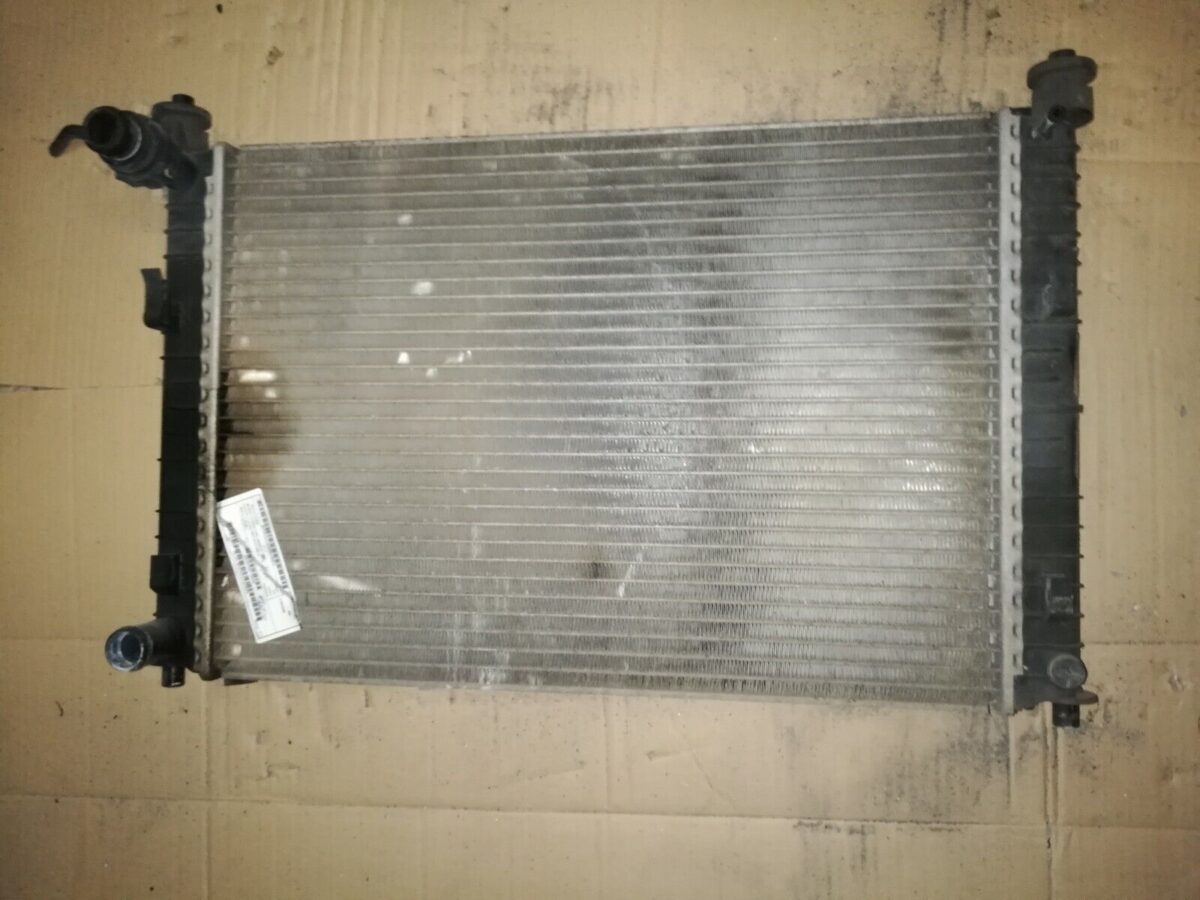 radiatore raffreddamento motore per ford fiesta v fusion 14 tdci mazda 2 dy 132993921130 radiatore raffreddamento motore per ford fiesta v fusion 1.4 tdci mazda 2 (dy)