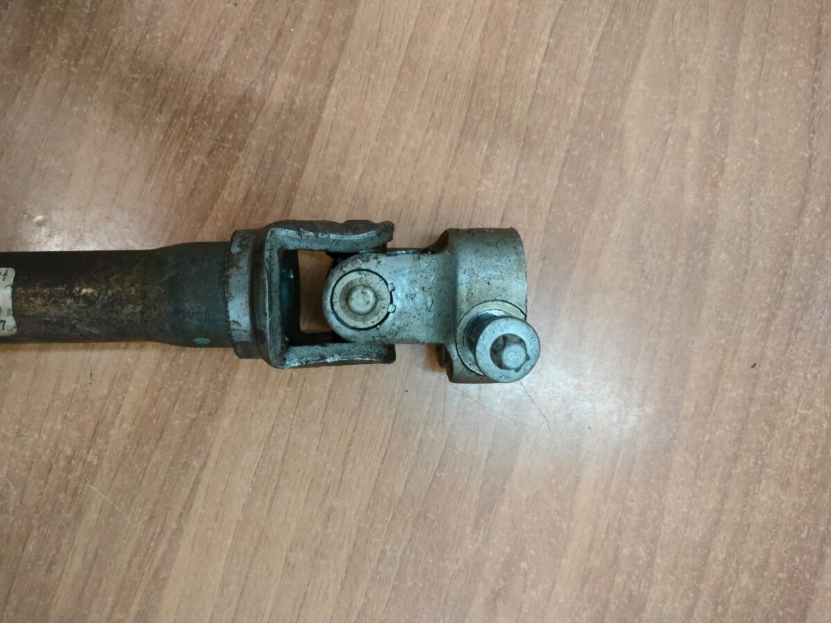snodo sterzo per a5 f53 a4 8w5 388039221490 4 rotated snodo sterzo per a5 (f53) a4 (8w5)