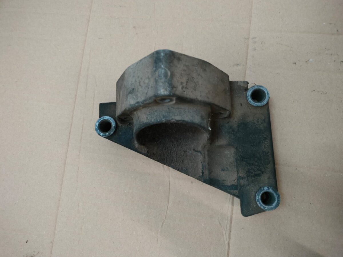 supporto giunto semiasse anteriore per alfa romeo 159 fiat croma 388039222100 2 supporto giunto semiasse anteriore per alfa romeo 159 fiat croma