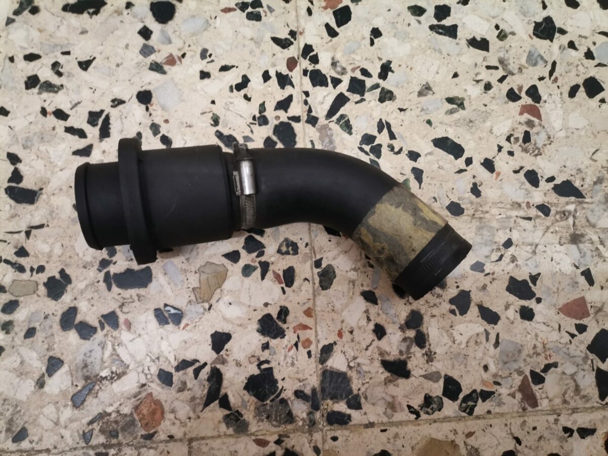 tubo intercooler diesel per ford focus mk1 2002 374354213750 2 scaled tubo intercooler diesel per ford focus mk1 2002