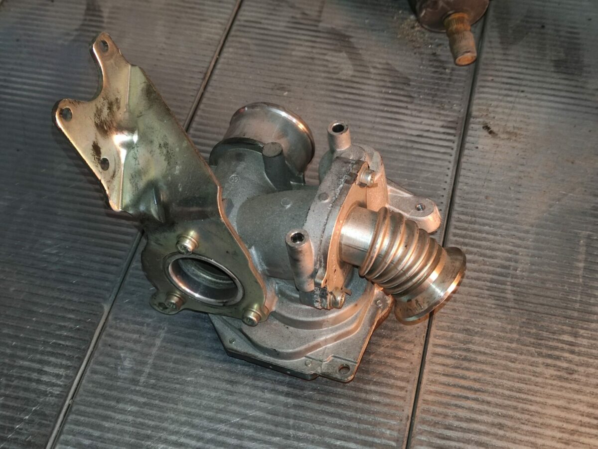 valvola egr per opel corsa e van 13 cdti anno 2014 2020 373440343020 2 scaled valvola egr per opel corsa e van 1.3 cdti anno 2014-2020