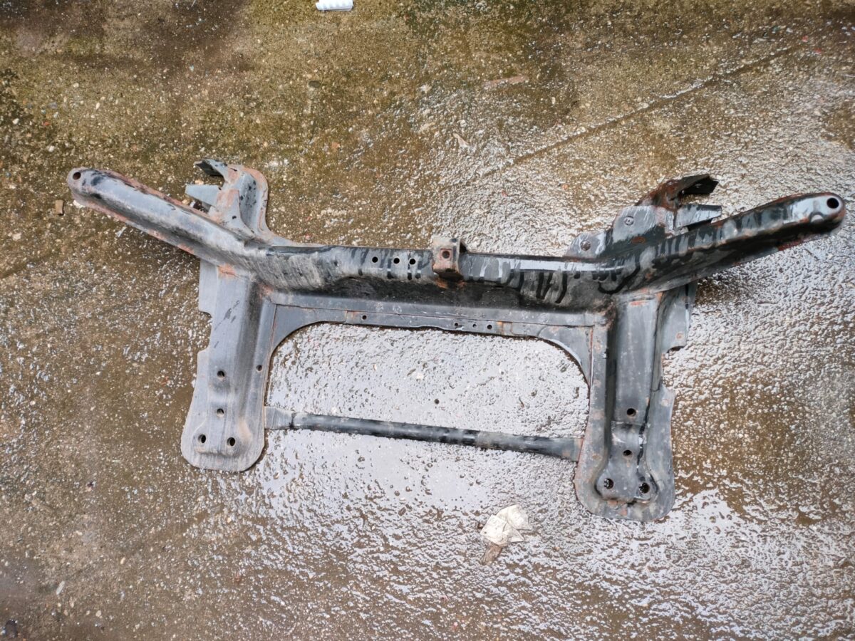 culla assale anteriore per peugeot 205 388039222001 2 culla assale anteriore per peugeot 205