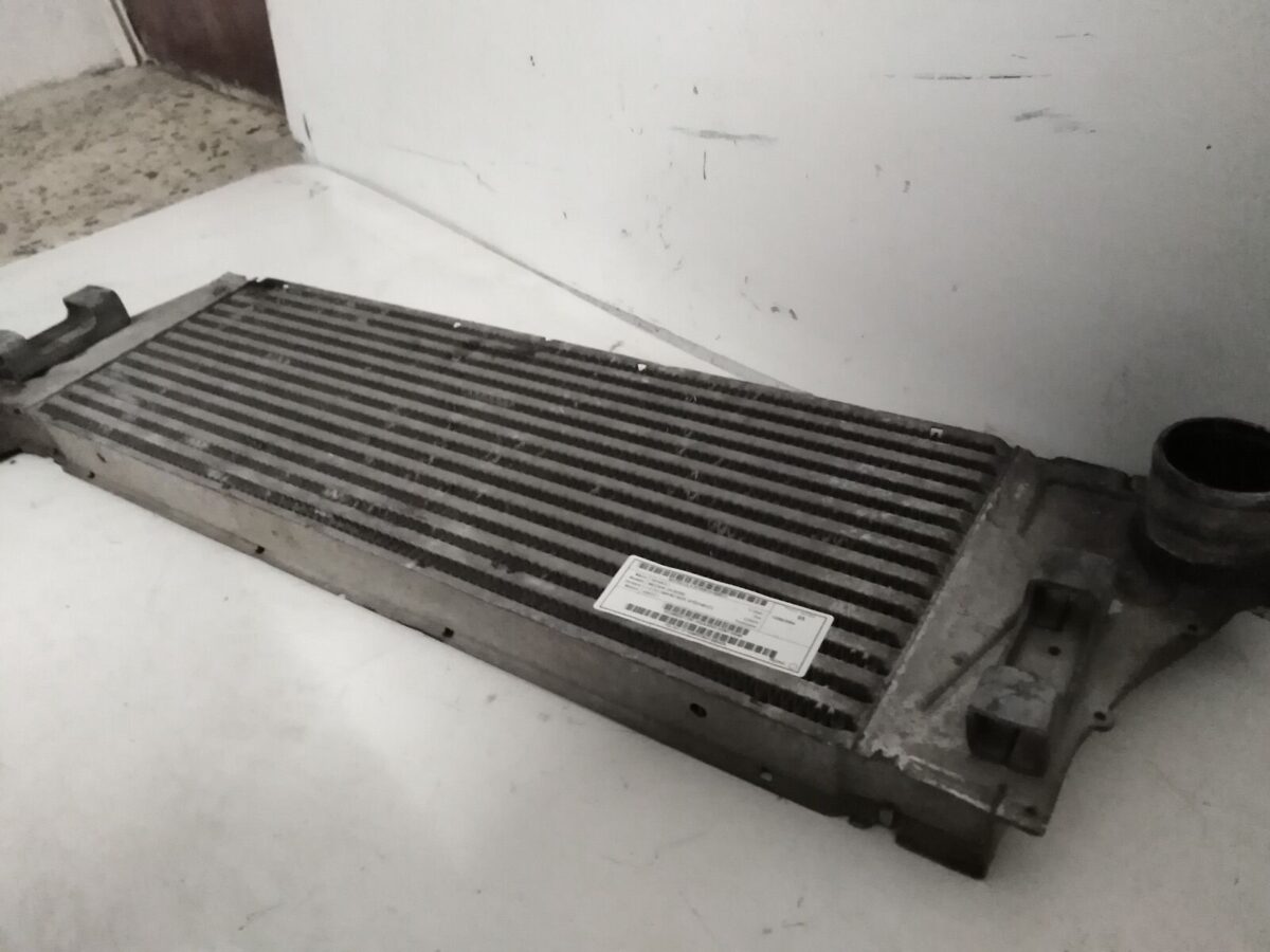 radiatore intercooler scambiatore termico per renault megane 373418610461 radiatore intercooler scambiatore termico per renault megane
