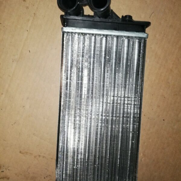 SCAMBIATORE CALORE RISCALDAMENTO ABITACOLO PER CITROEN C4 PEUGEOT 307