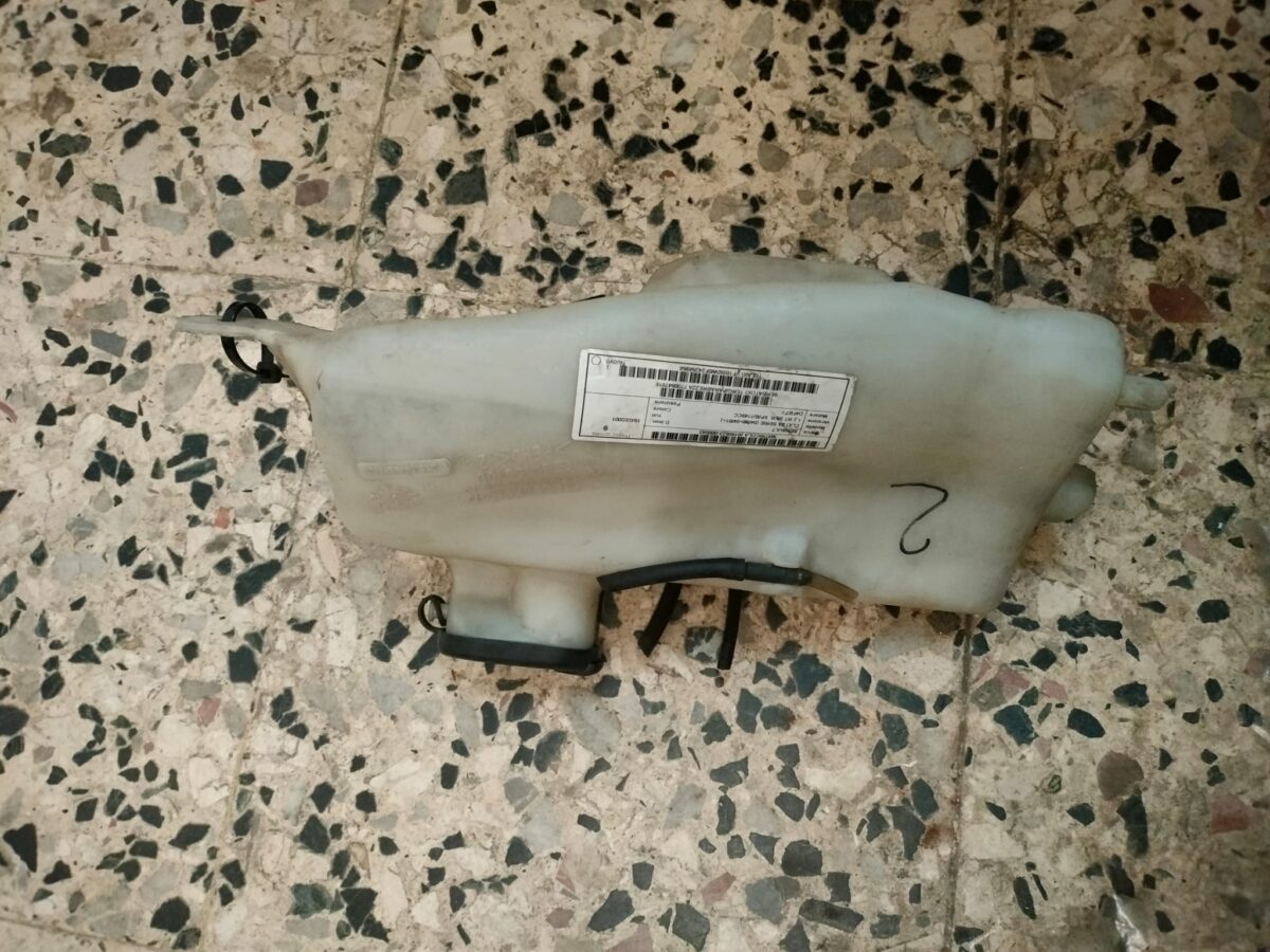 serbatoio liquido tergicristalli per renault clio 388039221831 3 serbatoio liquido tergicristalli per renault clio