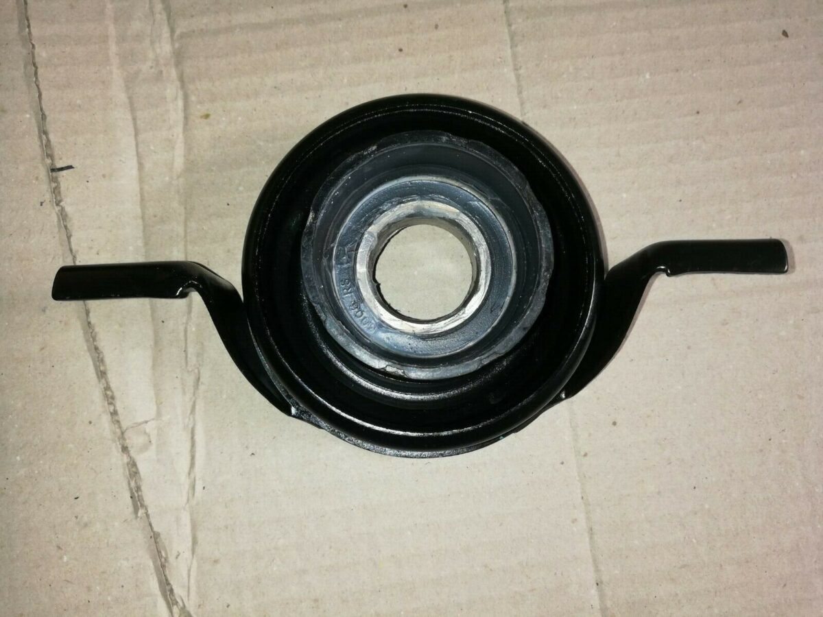 supporto cuscinetto giunto albero cardanico per jeep grand cherokee iv 20102017 143187008461 supporto cuscinetto giunto albero cardanico per jeep grand cherokee iv 2010>2017
