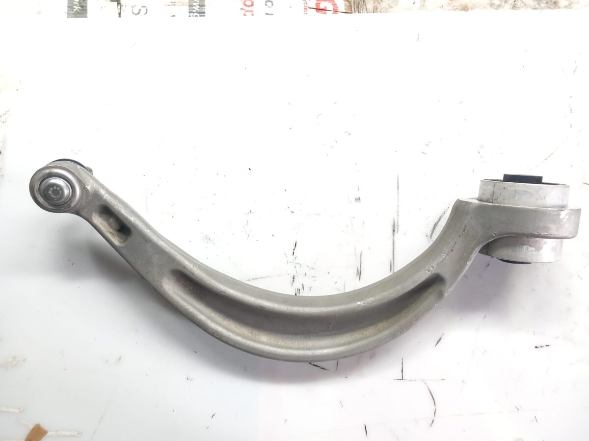 braccio oscillante per anteriore destro audi a4 avant 8w5audia4 avant 8w5 b 388039221452 4 braccio oscillante per anteriore destro audi a4 avant (8w5)audi/a4 avant (8w5 b