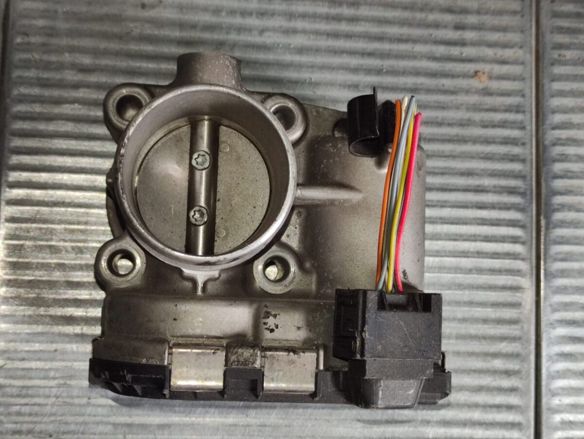 corpo farfallato per linea musa panda punto evo grande punto siena idea doblo m 373450542602 2 corpo farfallato per linea musa panda punto evo grande punto siena idea doblo m