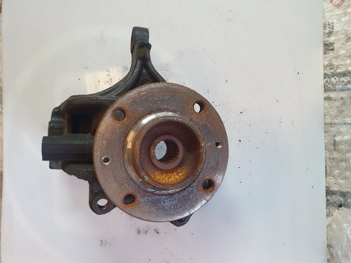 fusello montante per 207 sport 2006 anteriore sx 388039221252 2 rotated fusello montante per 207 sport 2006 anteriore sx