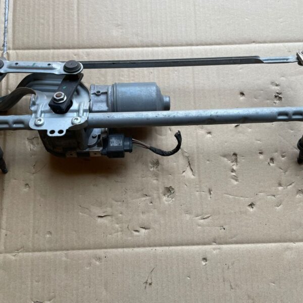 MOTORINO TERGICRISTALLO ANTERIORE PER GOLF VII