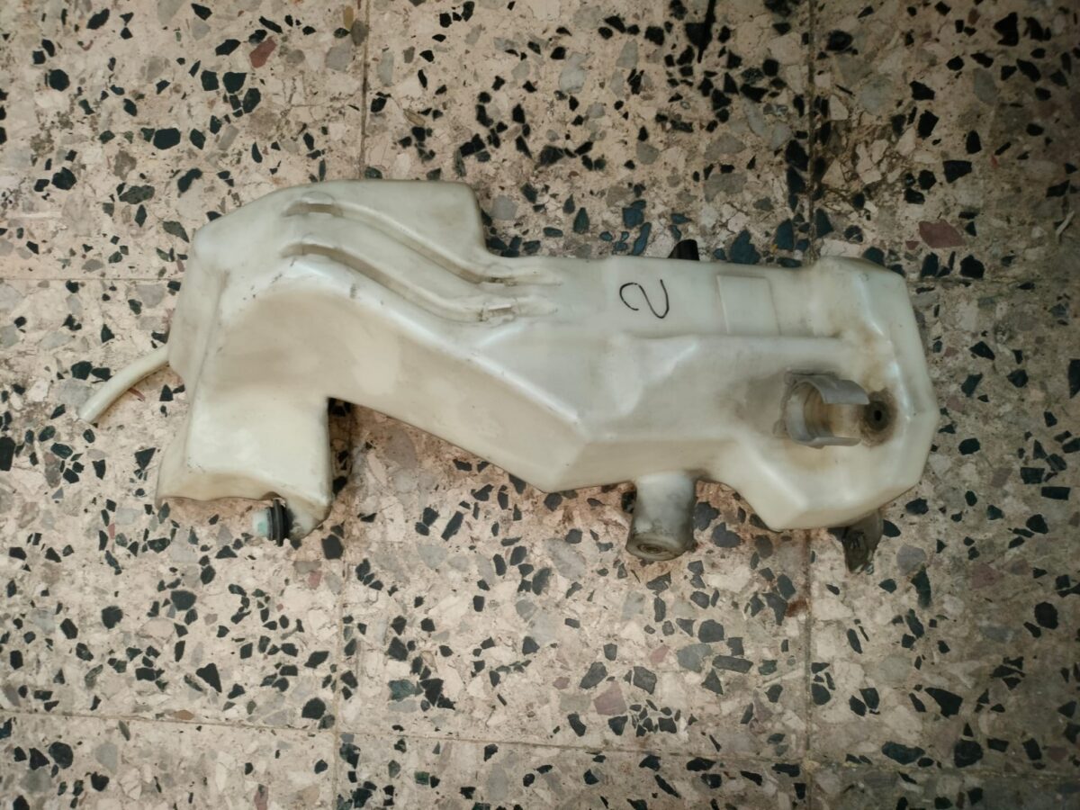 serbatoio liquido tergicristalli per audi a4 388039221732 2 serbatoio liquido tergicristalli per audi a4