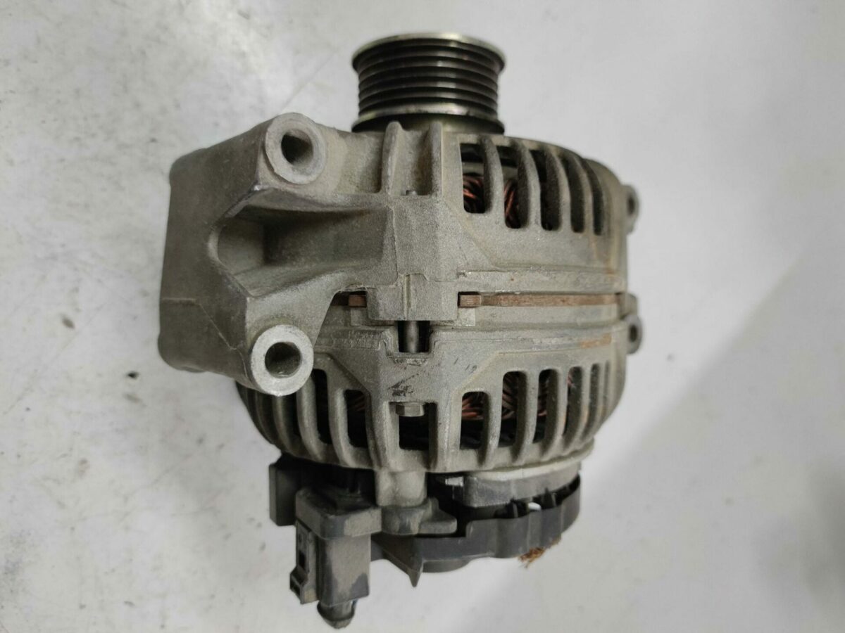 alternatore per exeo a4 avant superb ii golf vi passat cc a4 cabriolet octavia i 373960743123 3 rotated alternatore per exeo a4 avant superb ii golf vi passat cc a4 cabriolet octavia i