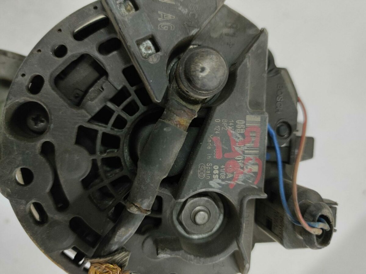 alternatore per exeo a4 avant superb ii golf vi passat cc a4 cabriolet octavia i 373960743123 5 rotated alternatore per exeo a4 avant superb ii golf vi passat cc a4 cabriolet octavia i