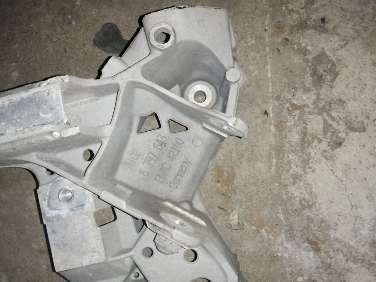 culla motore assale sospensione per bmw serie 5 f10 touring f11 2009 133086029103 6 culla motore assale sospensione per bmw serie 5 f10 touring f11 2009>