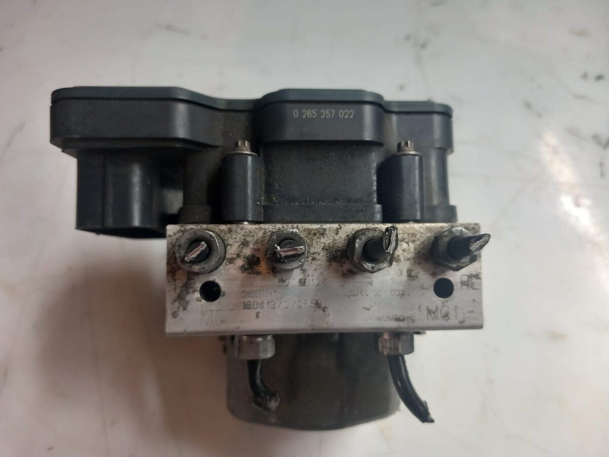 pompa abs per fiat panda 13 4x4 anno 2016 cod 00520591260 originale 388039221573 2 pompa abs per fiat panda 1.3 4x4 anno 2016 cod 00520591260 originale