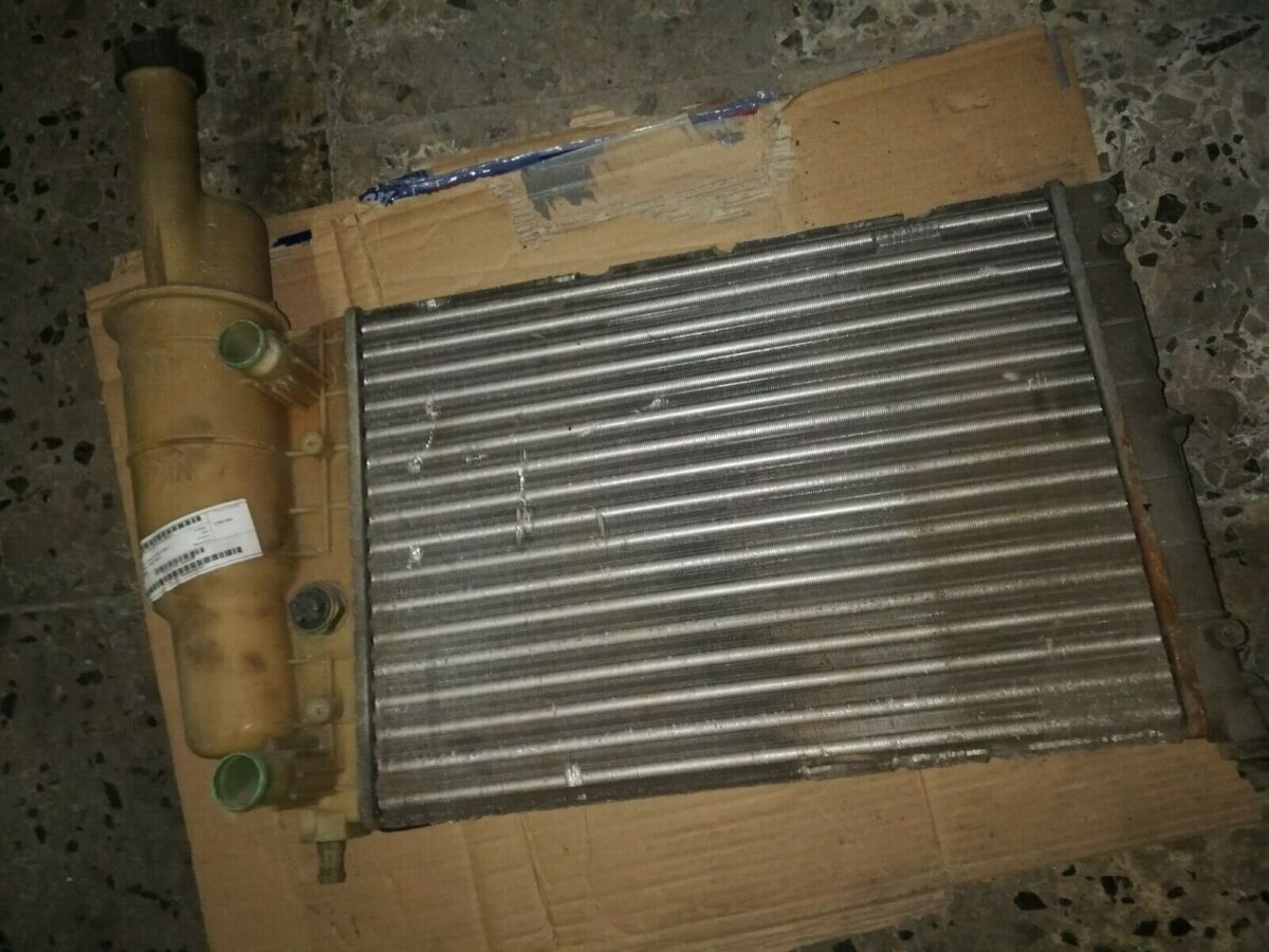 radiatore raffreddamento motore per lancia y 840 11 fiat punto 176 55 143176969443 radiatore raffreddamento motore per lancia y (840_): 1.1 fiat punto (176_): 55