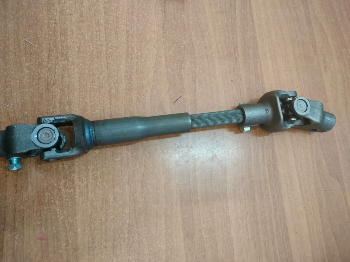 snodo canna giunto piantone sterzo per toyota aygo 388039222093 snodo canna giunto piantone sterzo per toyota aygo
