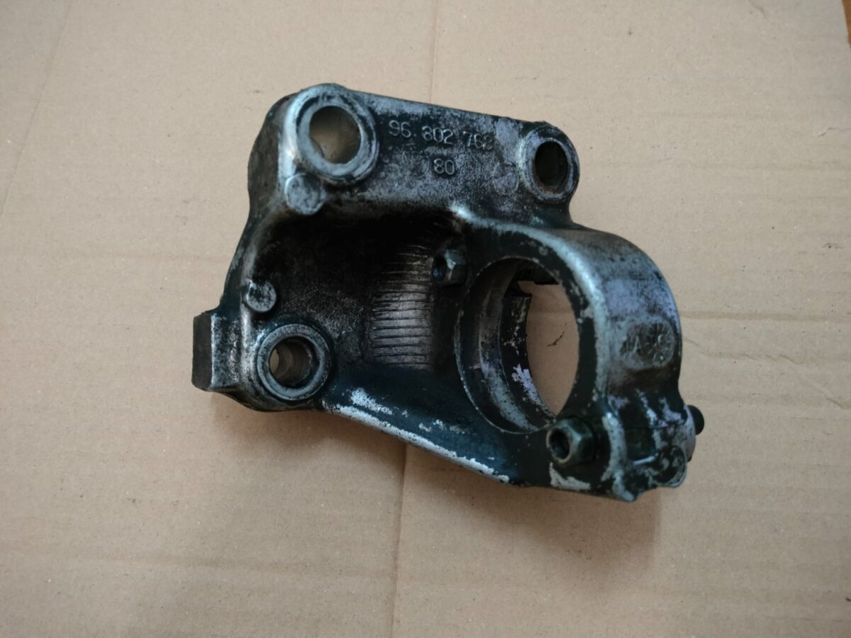 staffa supporto motore per peugeot 207 388039222113 2 staffa supporto motore per peugeot 207