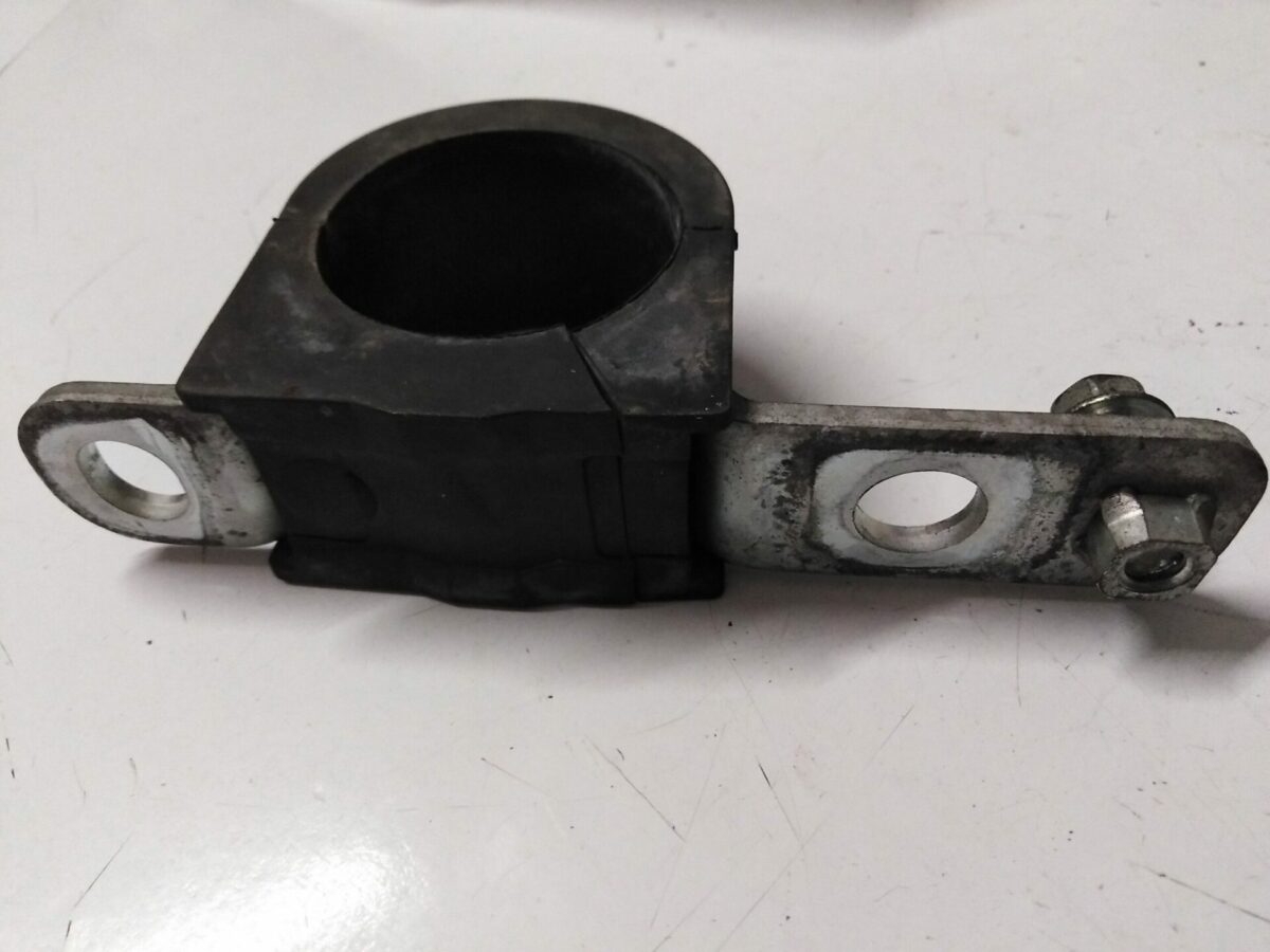 gommina staffa sterzo guida per daihatsu terios 373418610394 3 scaled gommina staffa sterzo guida per daihatsu terios