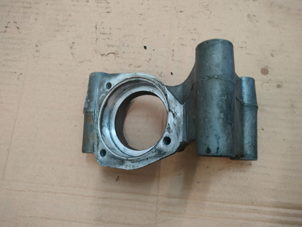 staffa supporto motore per alfa romeo giuliietta 388039222114 2 staffa supporto motore per alfa romeo giuliietta