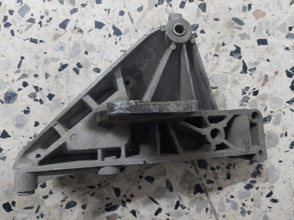 supporto motore per lancia y fiat punto 388039218704 4 supporto motore per lancia y fiat punto