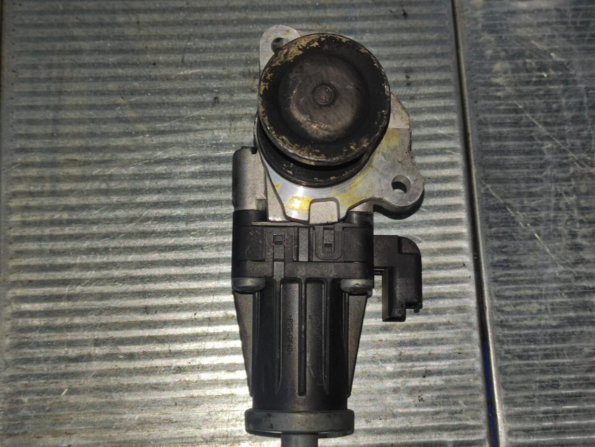 valvola egr per ford focus iii 16 tdci 2007 2010 373496004504 4 valvola egr per ford focus iii 1.6 tdci 2007-2010