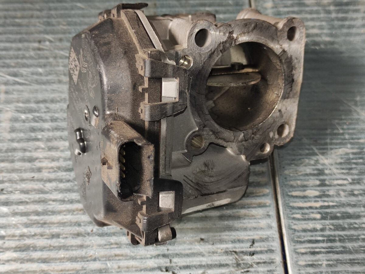 corpo farfallato per citroen c4 ii b7 16 2015 388039214145 corpo farfallato per citroen c4 ii b7 1.6 2015