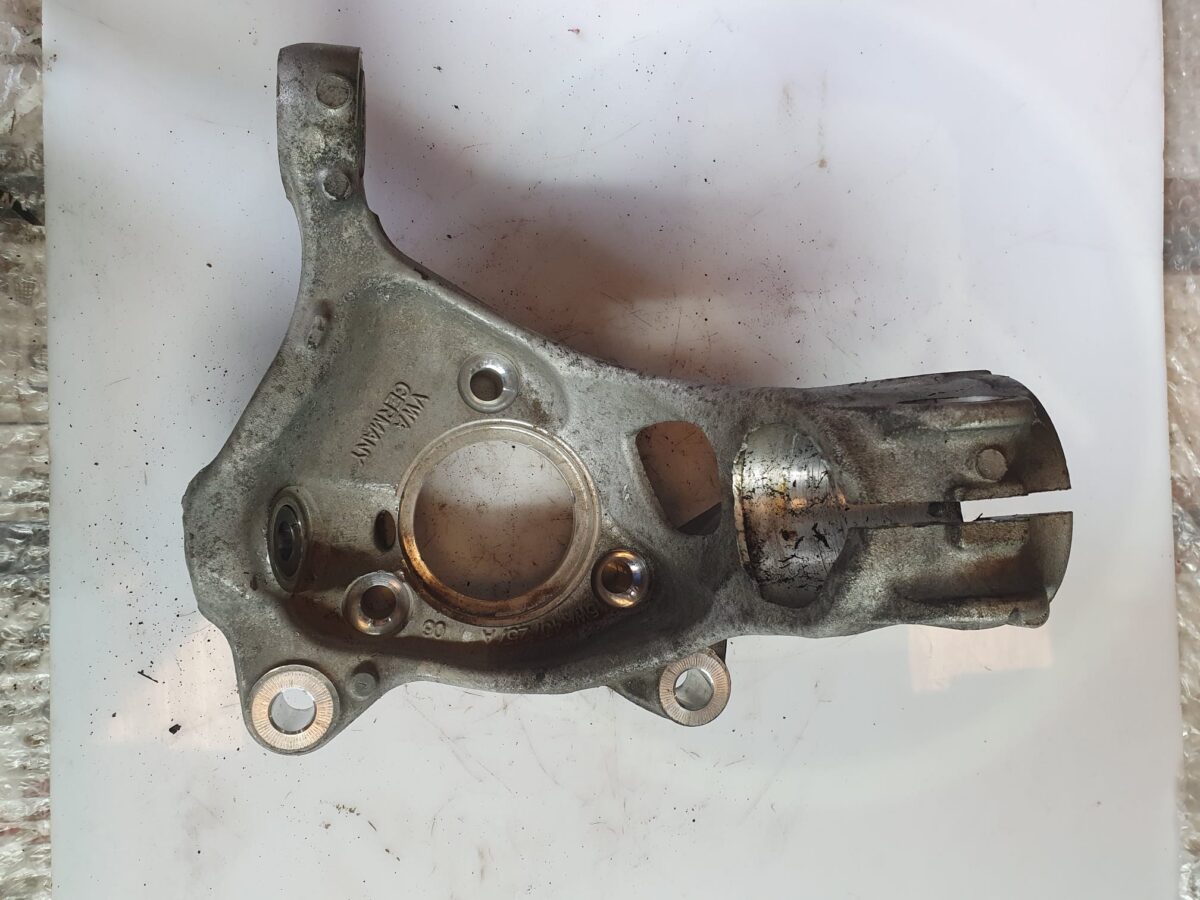 fusello montante per golf viii anteriore sx 388039221265 2 rotated fusello montante per golf viii anteriore sx