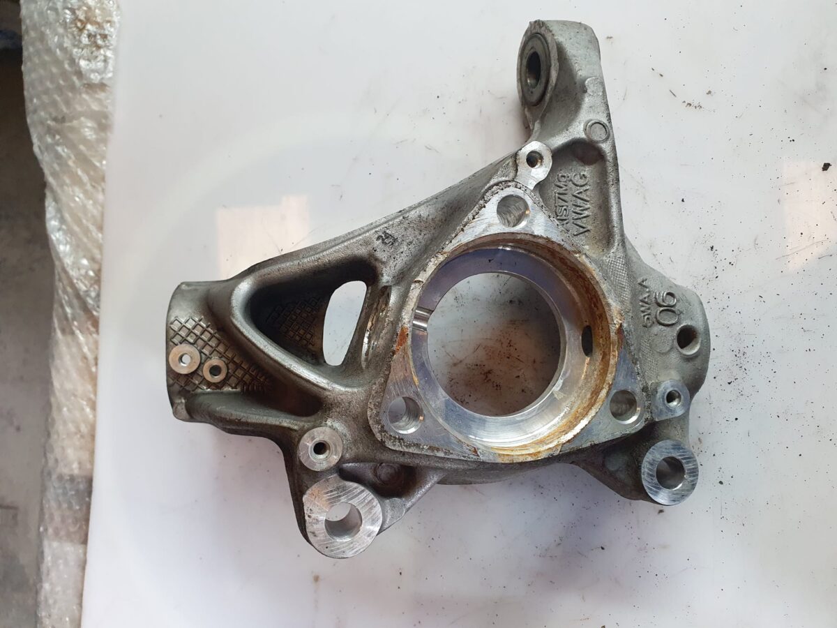 fusello montante per golf viii anteriore sx 388039221265 4 rotated fusello montante per golf viii anteriore sx