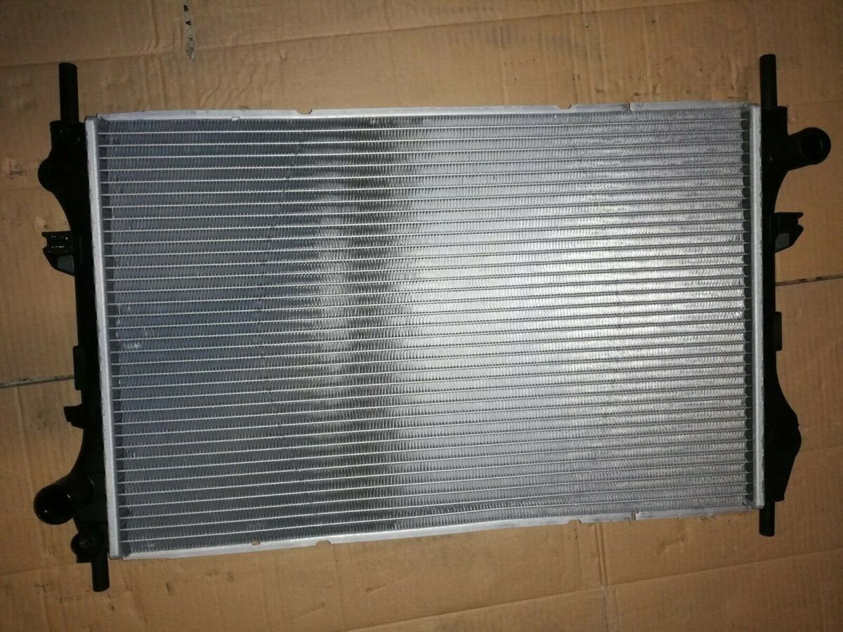 radiatore raffreddamento motore per ford transit autobus furgonato pianale 132995118645 radiatore raffreddamento motore per ford transit autobus furgonato pianale