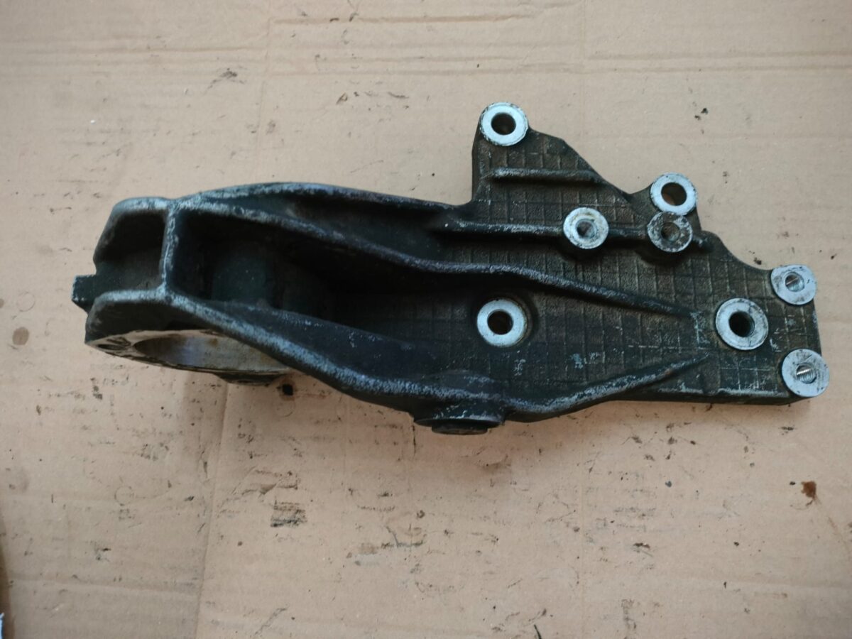 staffa supporto motore per alfa romeo 147 156 388039222145 2 staffa supporto motore per alfa romeo 147 156