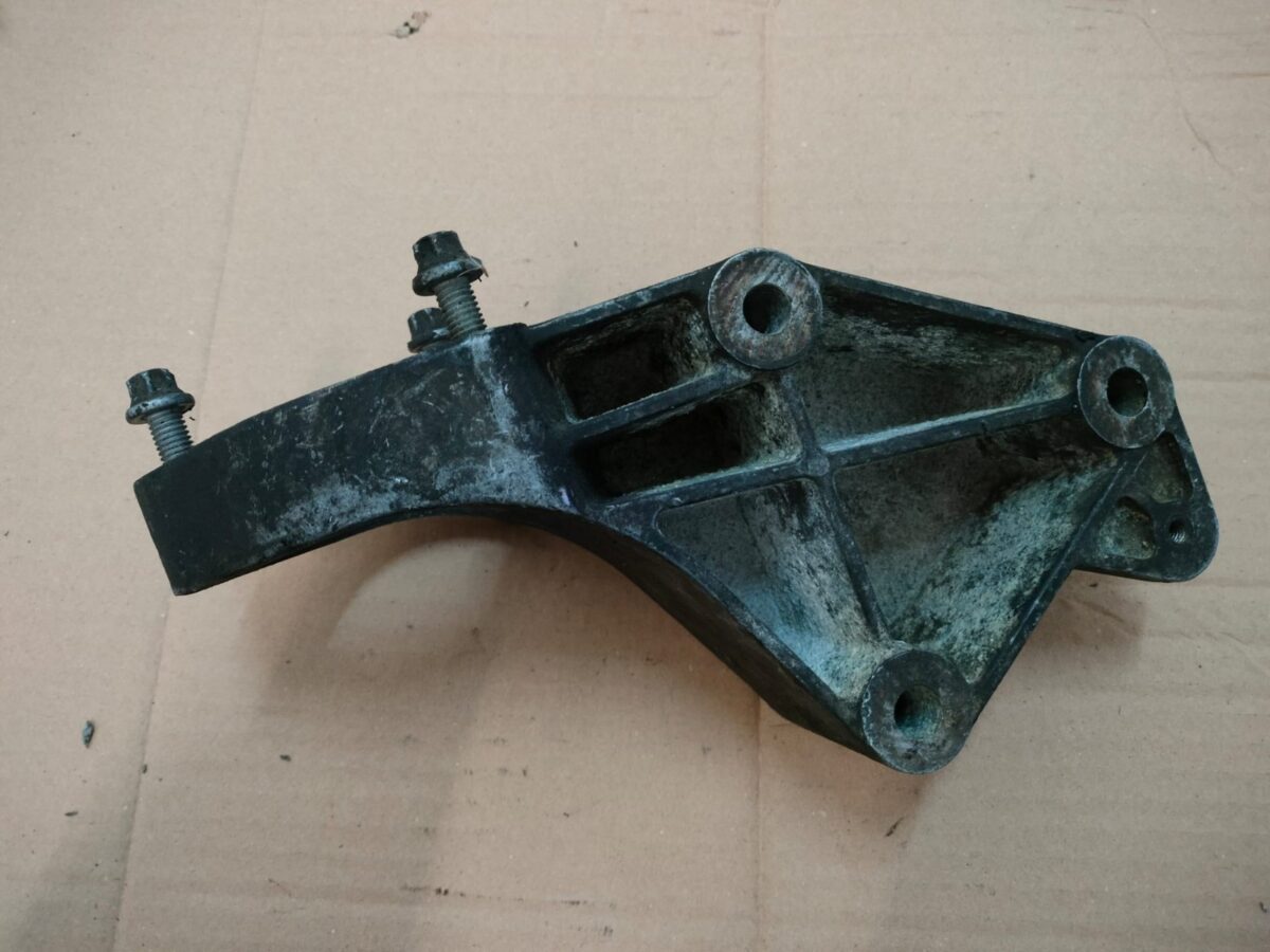 supporto albero trasmissione per opel vectra 388039222125 supporto albero trasmissione per opel vectra