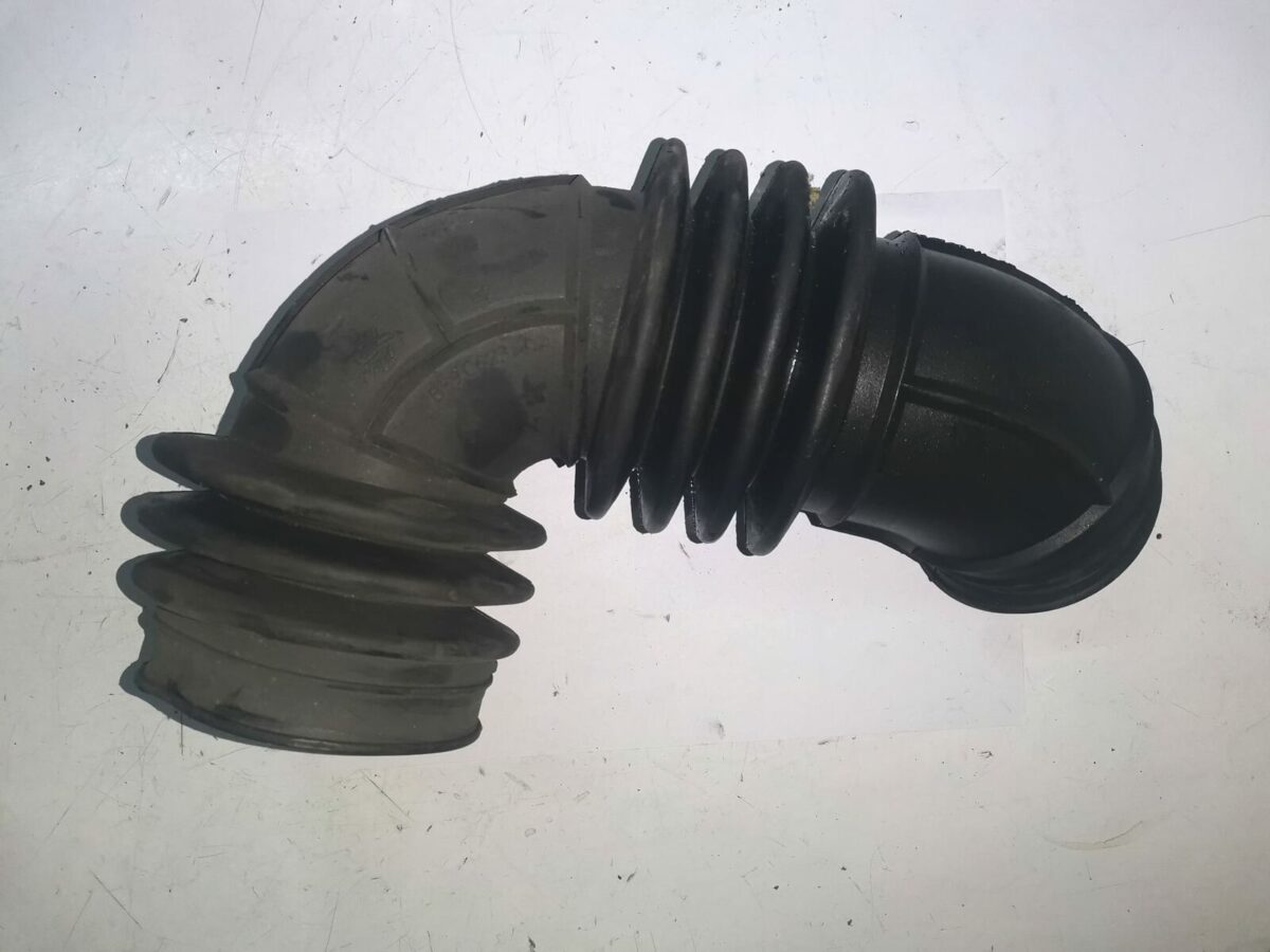 tubo aspirazione per ford transit 373905761015 tubo aspirazione per ford transit