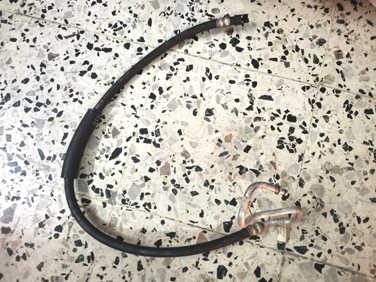 tubo di ritorno servosterzo per ford focus 373912023175 tubo di ritorno servosterzo per ford focus
