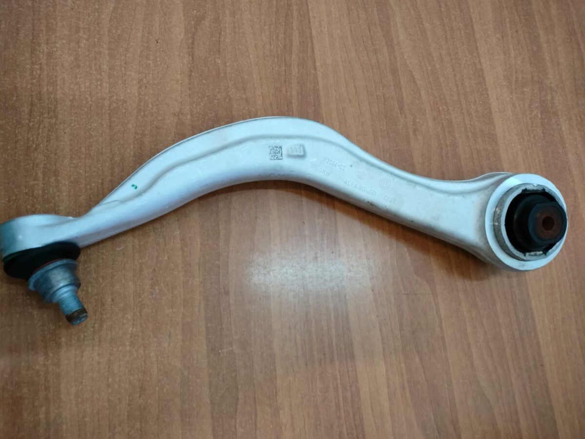 braccio oscillante anteriore destro per alfa romeo stelvio 388039222146 2 braccio oscillante anteriore destro per alfa romeo stelvio