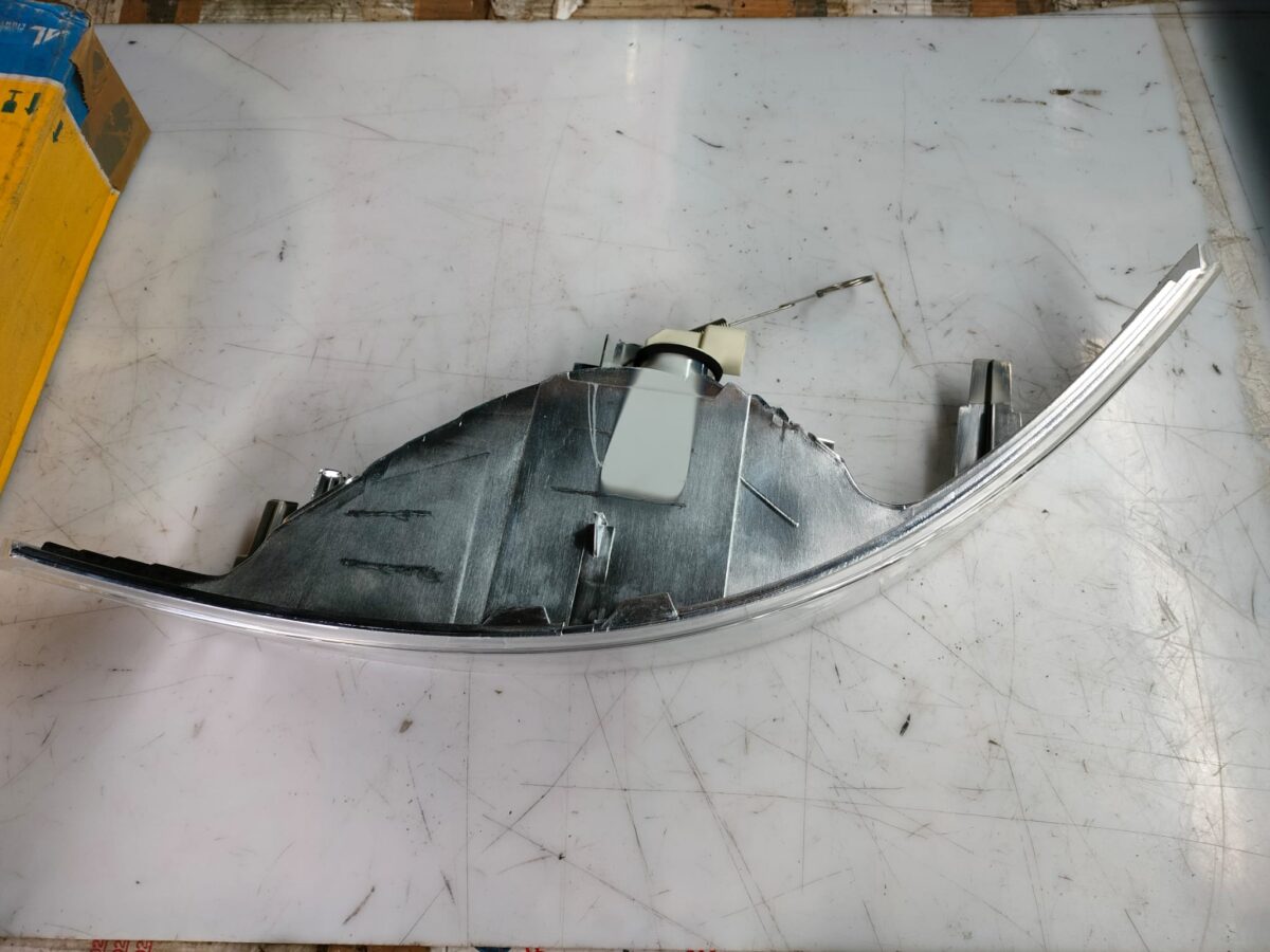 freccia fanalino ant dx per renaault master nissan interstar 388039221916 4 freccia fanalino ant dx per renaault master nissan interstar