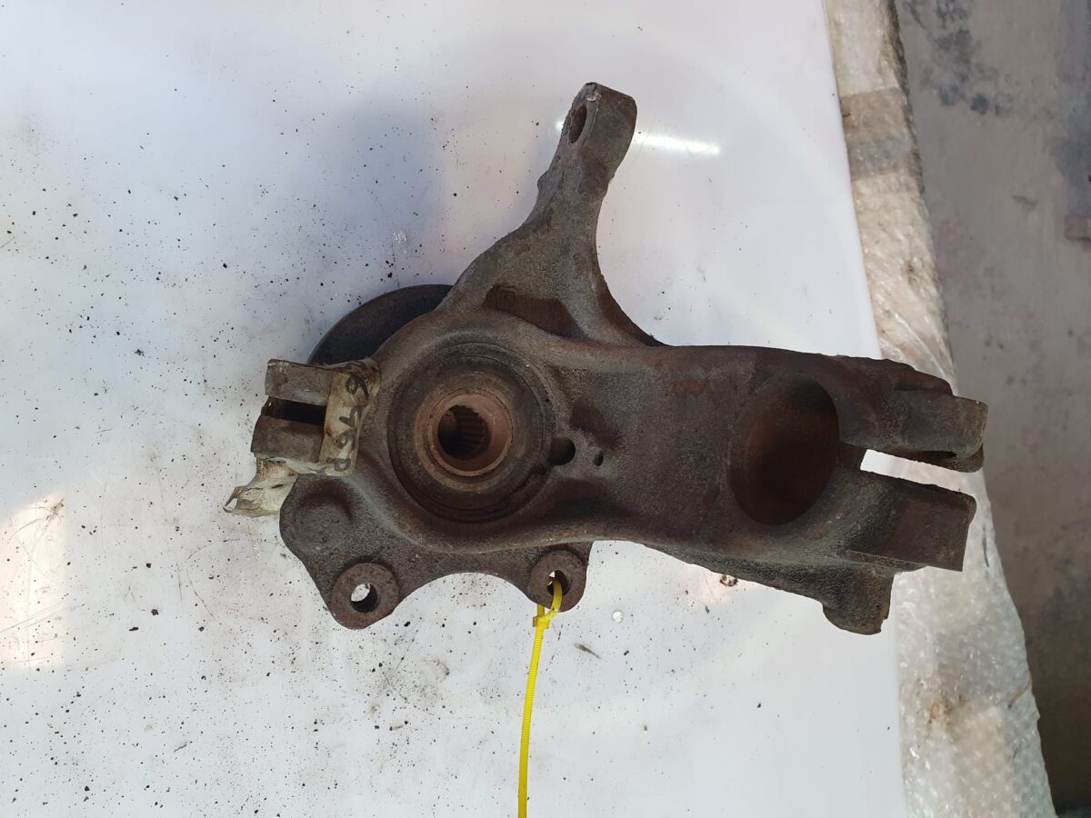 fusello montante per c3 anteriore sx 388039221326 3 rotated fusello montante per c3 anteriore sx