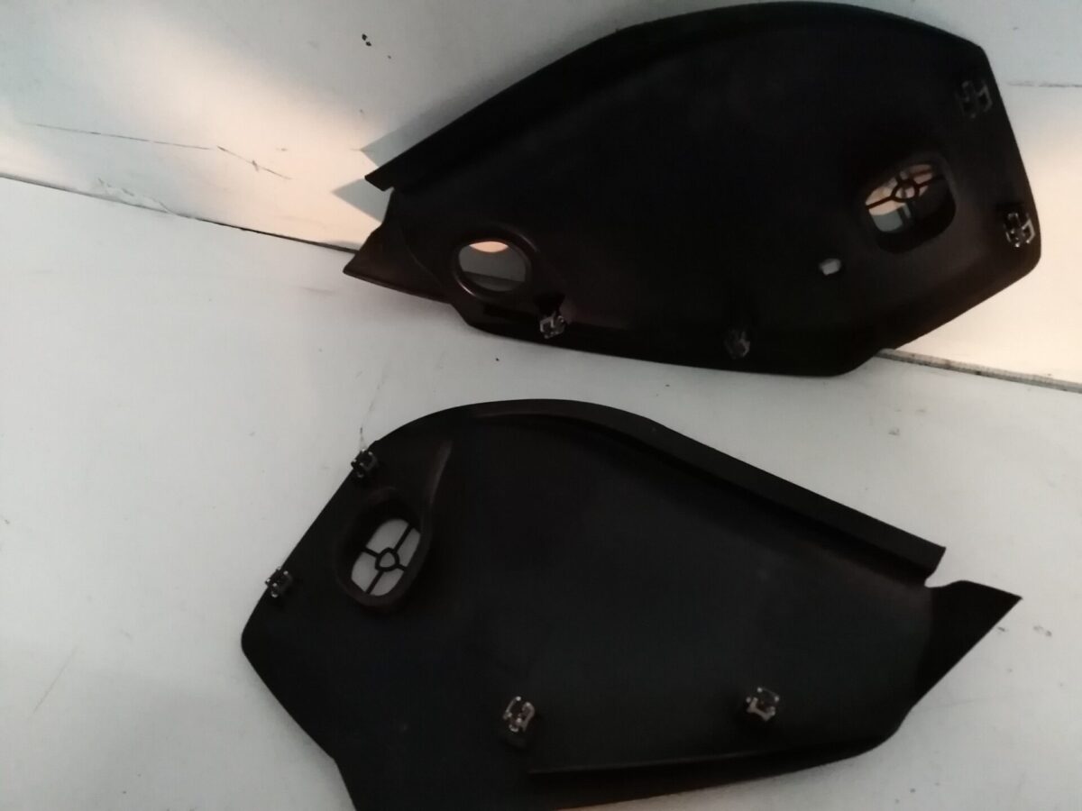 plastiche interne cruscotto destro sinistro per lancia thesis 373441272246 2 plastiche interne cruscotto destro sinistro per lancia thesis