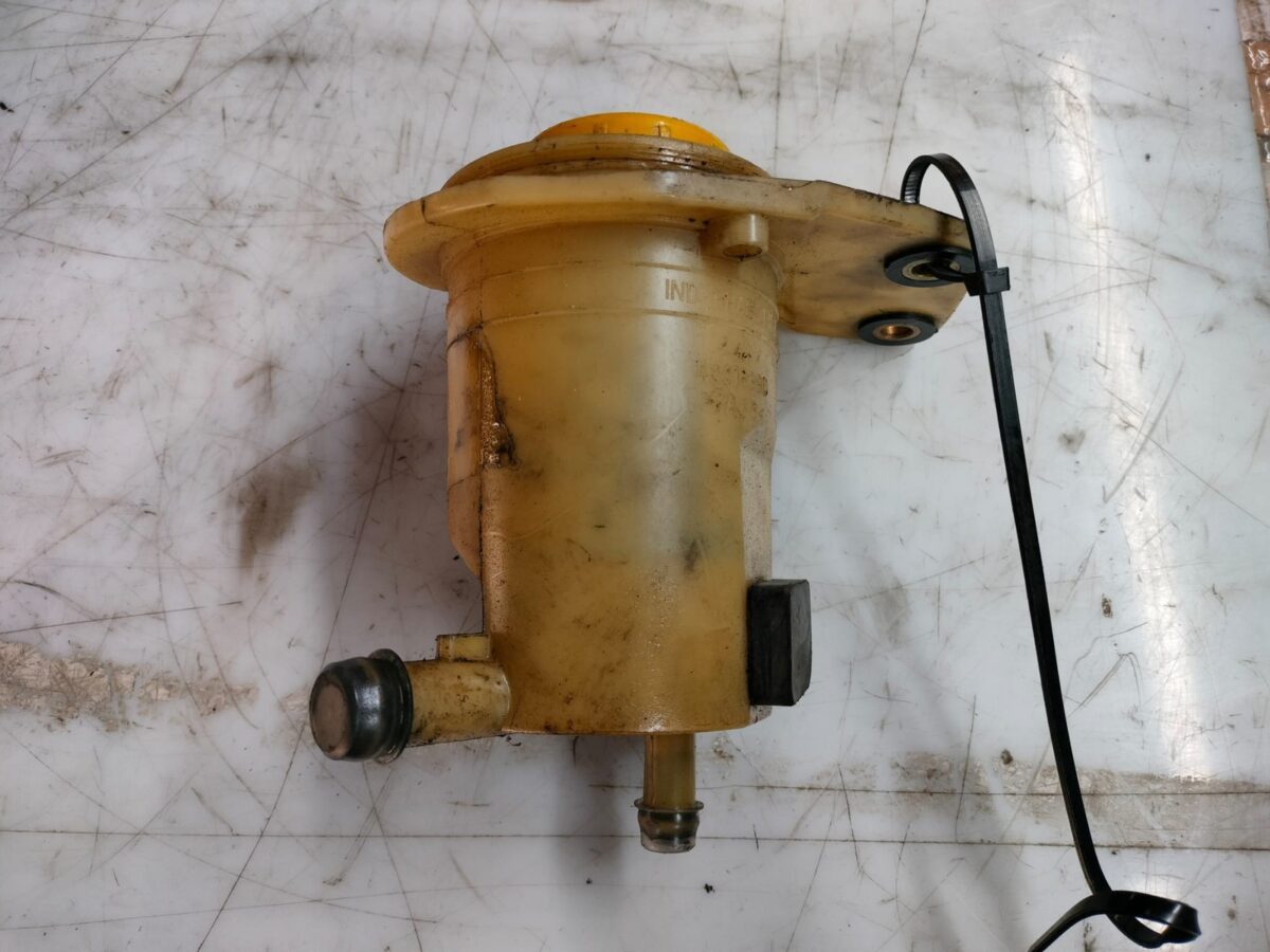 serbatoio liquido servosterzo per fiat palio 388039222076 serbatoio liquido servosterzo per fiat palio