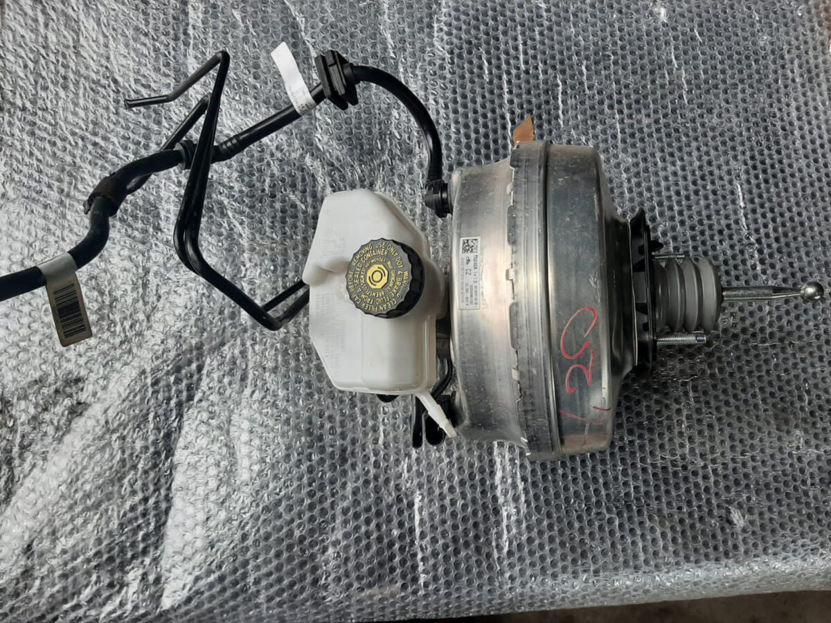 servofreno per bmw x3 x4 m5 530 540 388039221006 servofreno per bmw x3 x4 m5 530 540