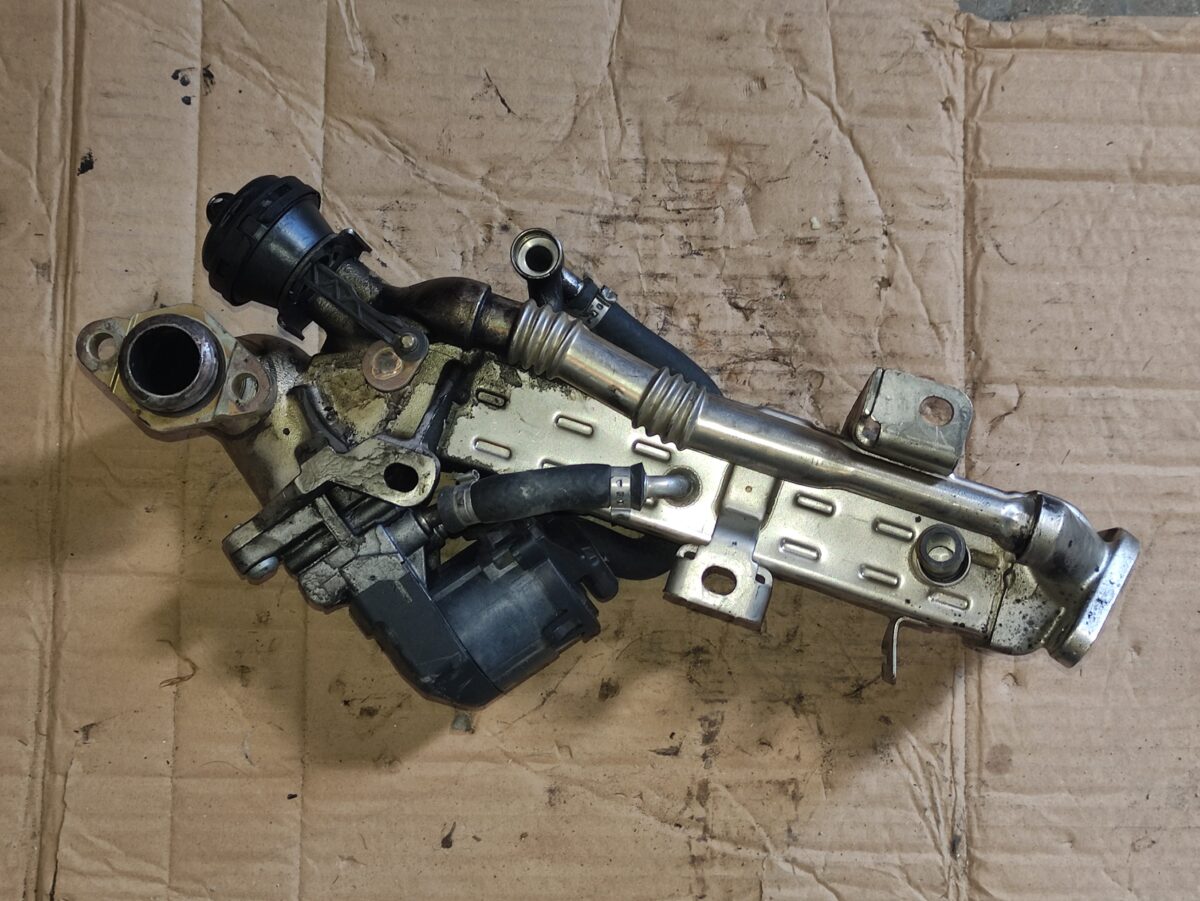 valvola egr per bmw 3 e91 2003 2010 388039214176 2 valvola egr per bmw 3 e91 2003-2010