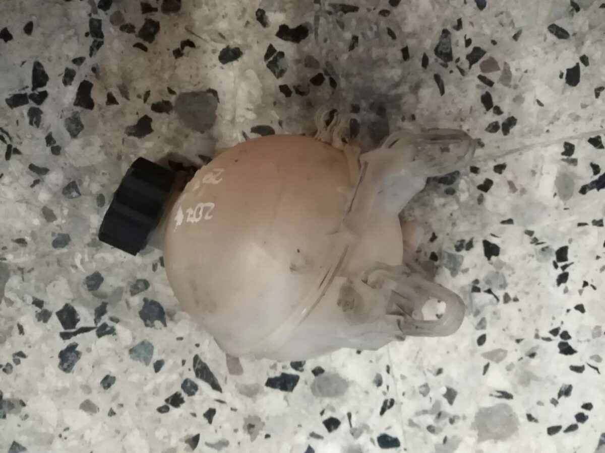 vaschetta compensazione radiatore per citroen picasso 373444474906 2 rotated vaschetta compensazione radiatore per citroen picasso