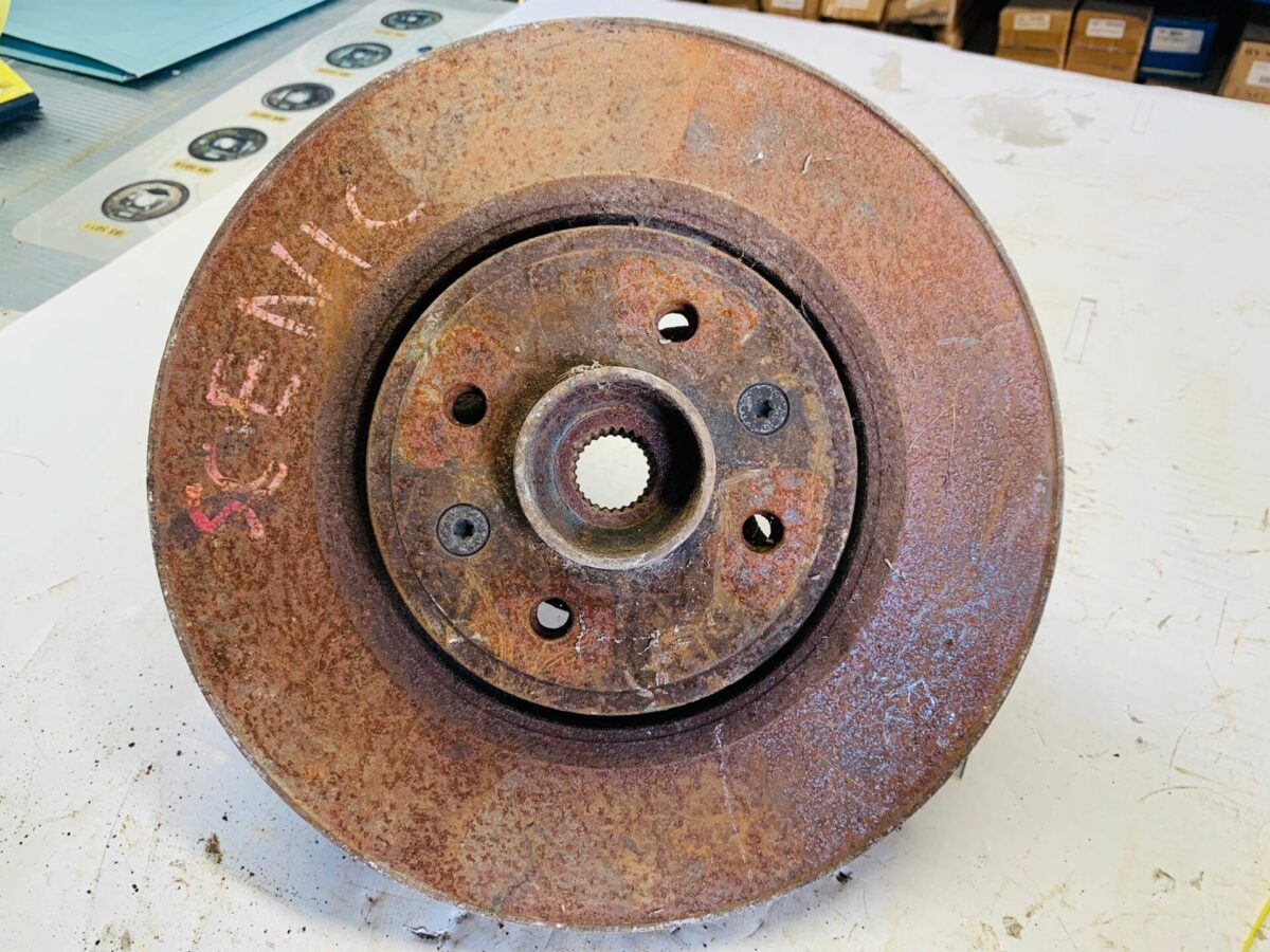 montante mozzo fusello per montante renault megane 2002 2008 ant sx 374217317597 2 montante mozzo fusello per montante renault megane ( 2002 > 2008 ) ant sx