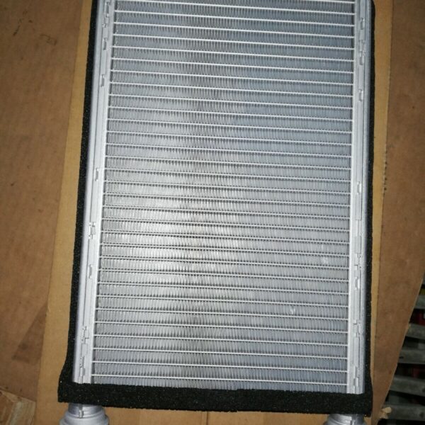 SCAMBIATORE CALORE RISCALDAMENTO ABITACOLO PER BMW E81 E82 E87 E88 X1 E84 X3 F25