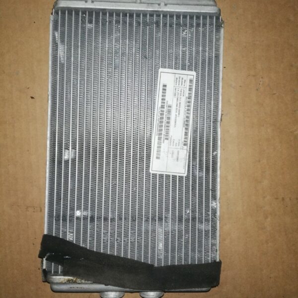 SCAMBIATORE CALORE RISCALDAMENTO ABITACOLO PER LANCIA THESIS 841 3.2 V6 03>09