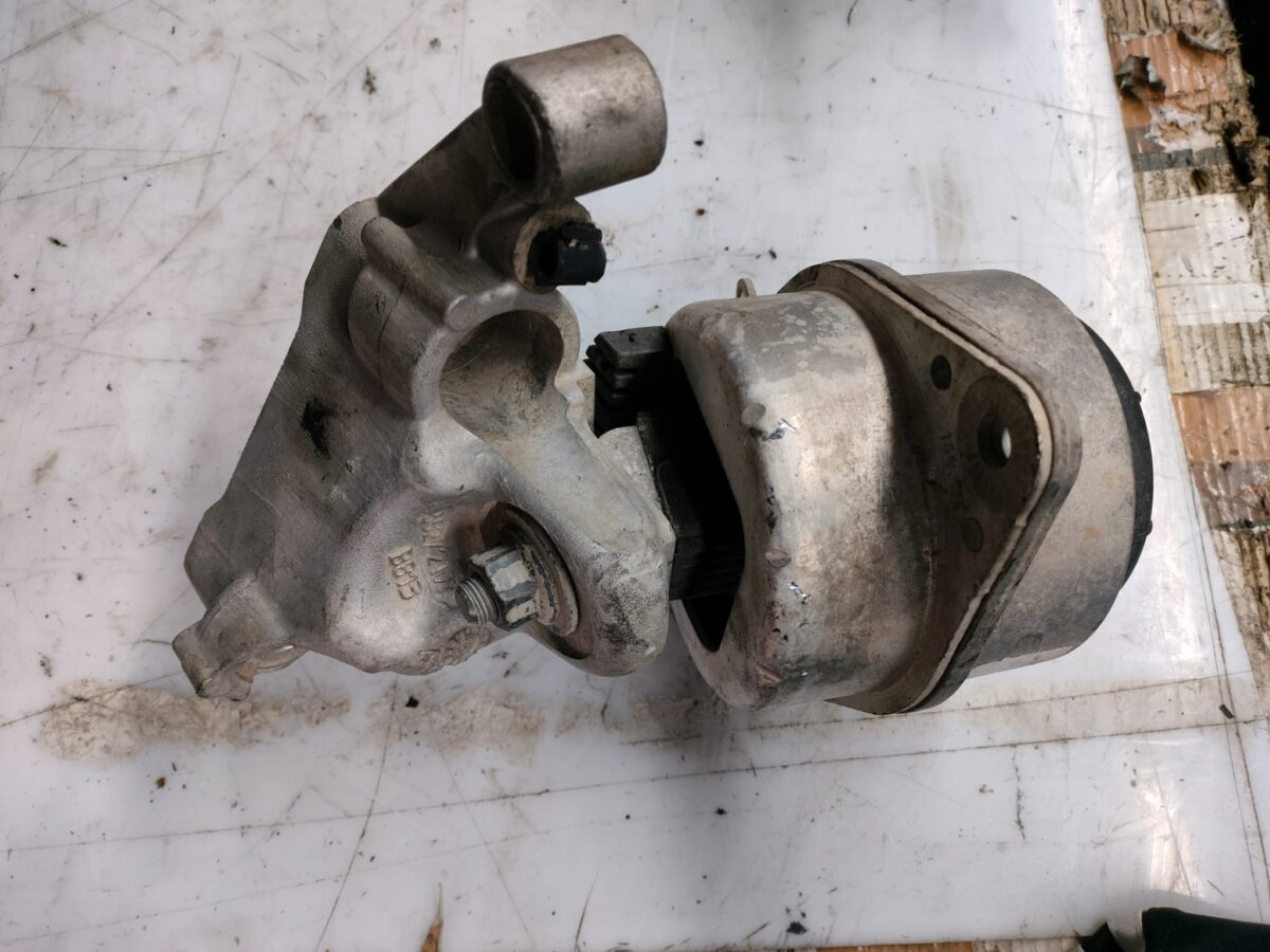supporto motore per alfa roemo giulia 388039222027 3 supporto motore per alfa roemo giulia